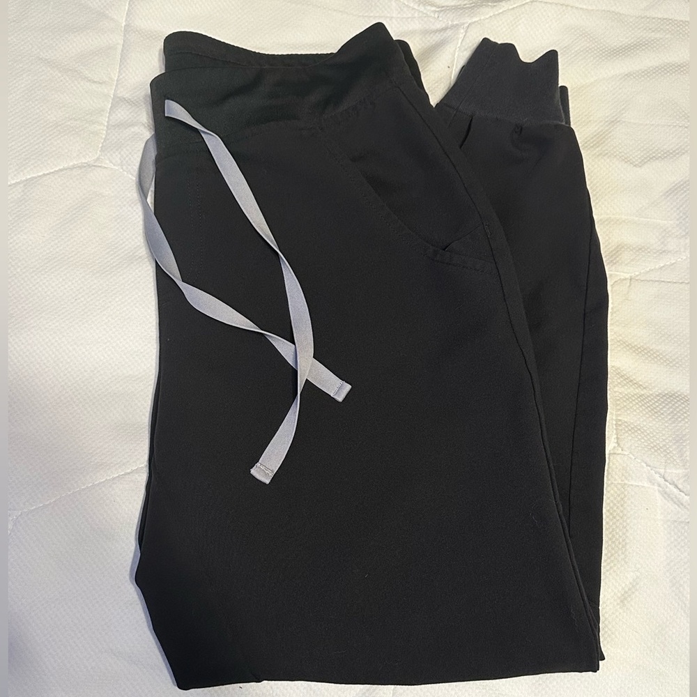 Figs Black Zamora Joggers Small Petite